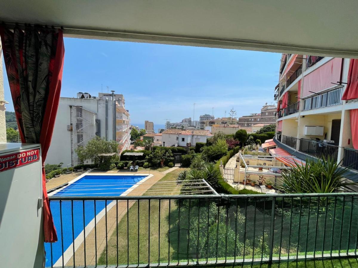 Nice Apartamen Lloret de Mar Exterior photo